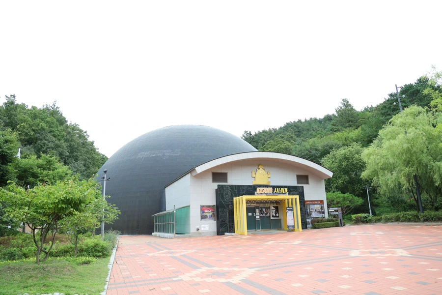 SE-b07a65fb-a8e0-4007-9933-d794b3eaf9e3.jpg?type=w1