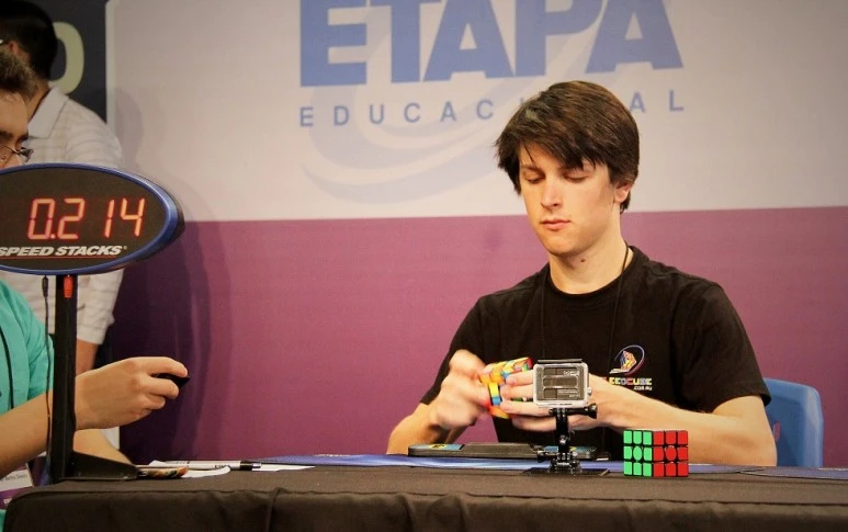 colour-neutrality-part-2-experiment-qa.jpg?type=w773