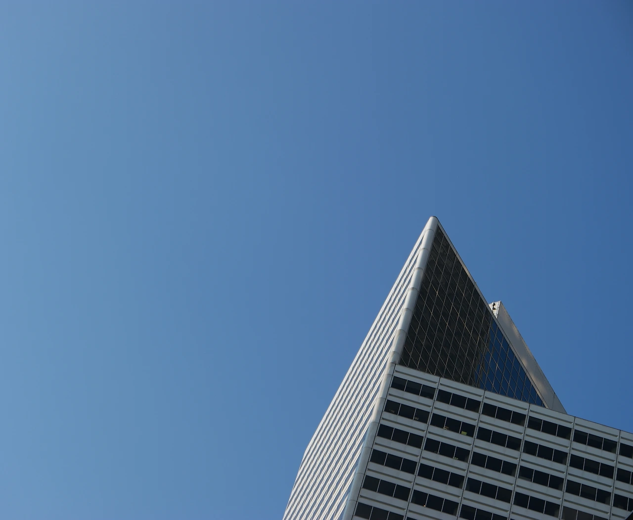 tfile.jpg?credential=yqXZFxpELC7KVnFOS48ylbz2pIh7yKj8&expires=1759244399&allow_ip=&allow_referer=&signature=cxu2TRBhHNIu9oWERkFTFwqkYXg%3D