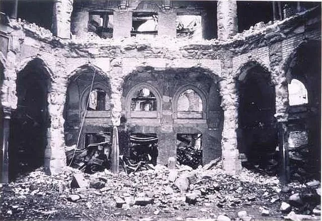 ruins-of-the-national-library-of-bosnia-and-herzegovina-in-sarajevo.jpg?w=700