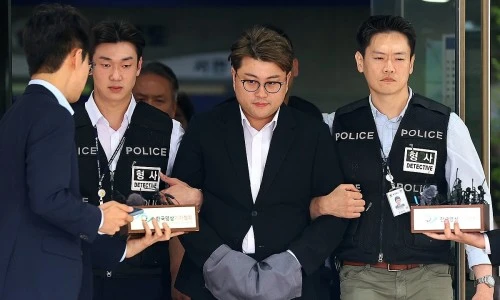 ?src=%22https%3A%2F%2Fimg6.yna.co.kr%2Fphoto%2Fyna%2FYH%2F2024%2F05%2F24%2FPYH2024052408690001300_P4.jpg%22&type=ff500_300