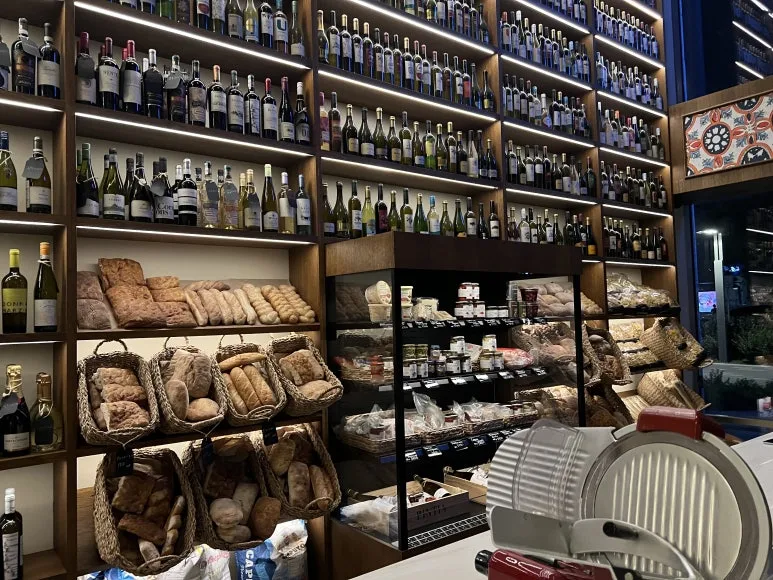 IMG_9053.jpg?type=w773