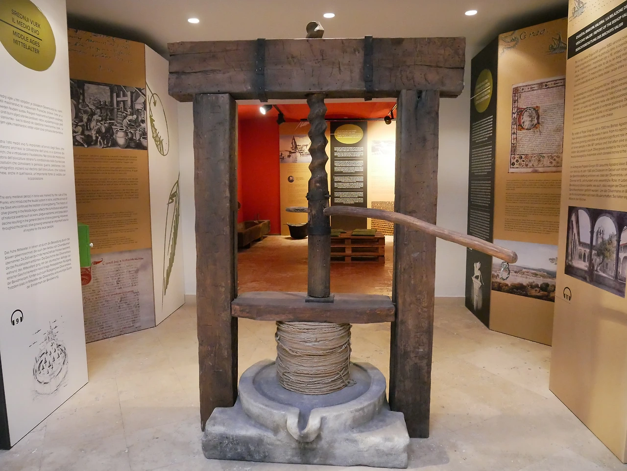 04_Pula_Olive Museum.JPG