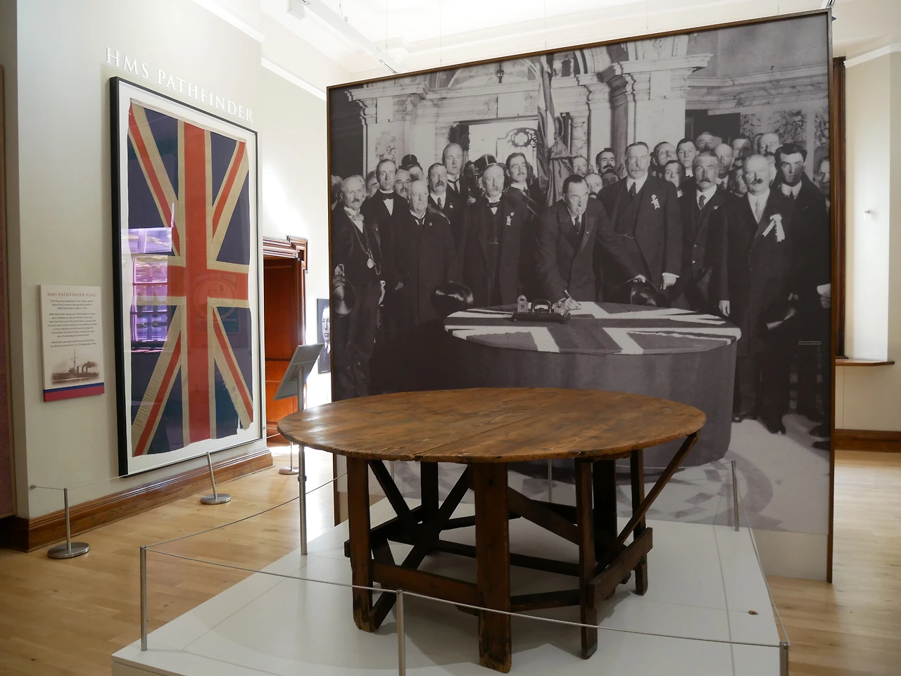 09_Belfast Cityhall.JPG