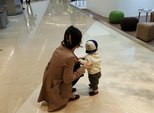 993904405BEE19490A2816