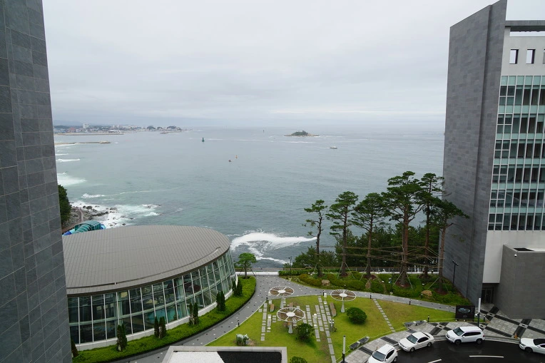 998C17425B4825F8173E05