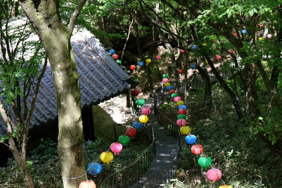 %EC%B2%9C%EC%99%95%EC%82%AC_%EC%97%B0%EB%93%B1_2.JPG?type=w966