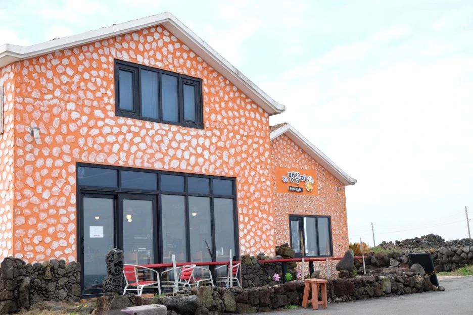 946855A8-61D1-4B2E-8B7E-B28A059F01B0-85902-0000205DCBD661C5.JPG?type=w1