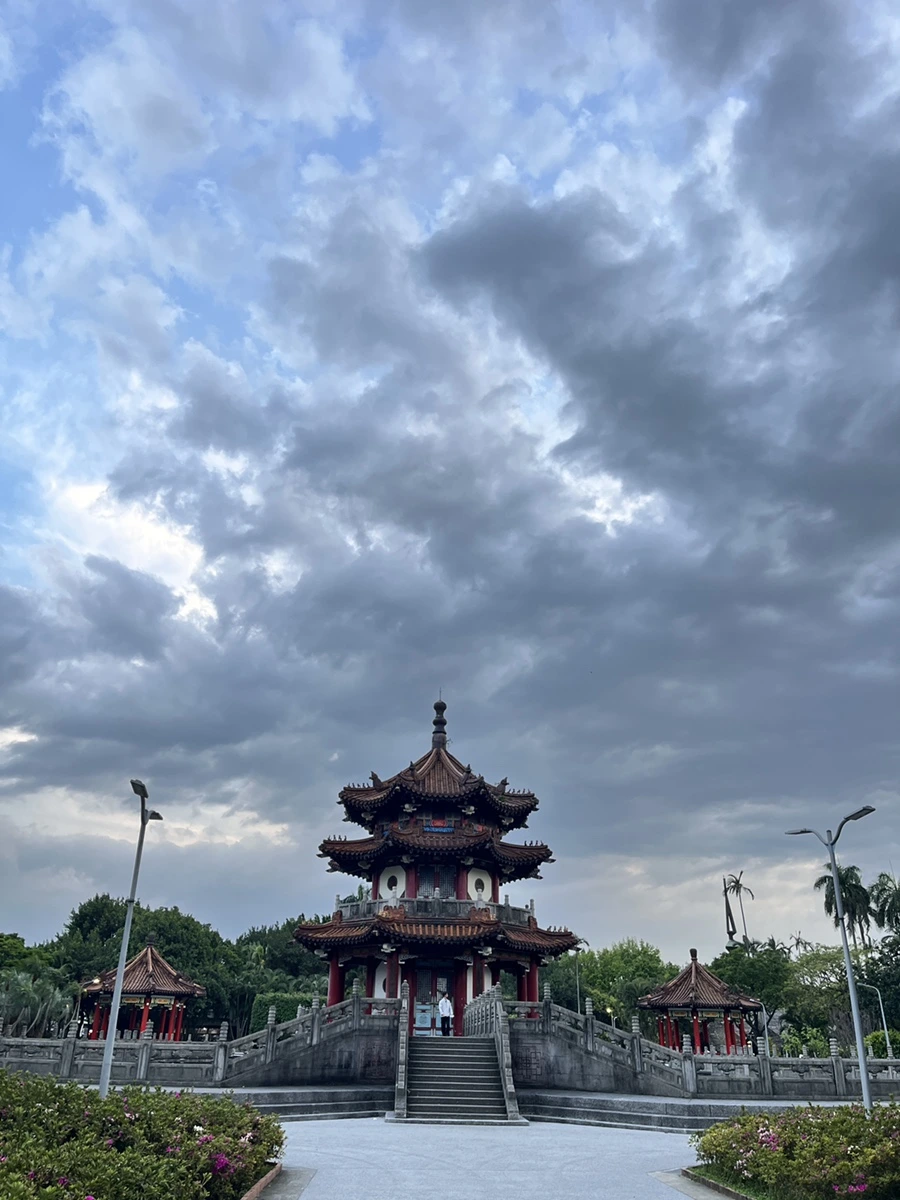 IMG_4533.JPG?type=w966