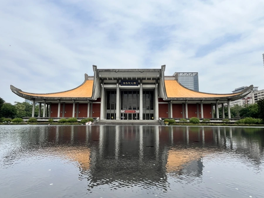 IMG_4573.JPG?type=w966