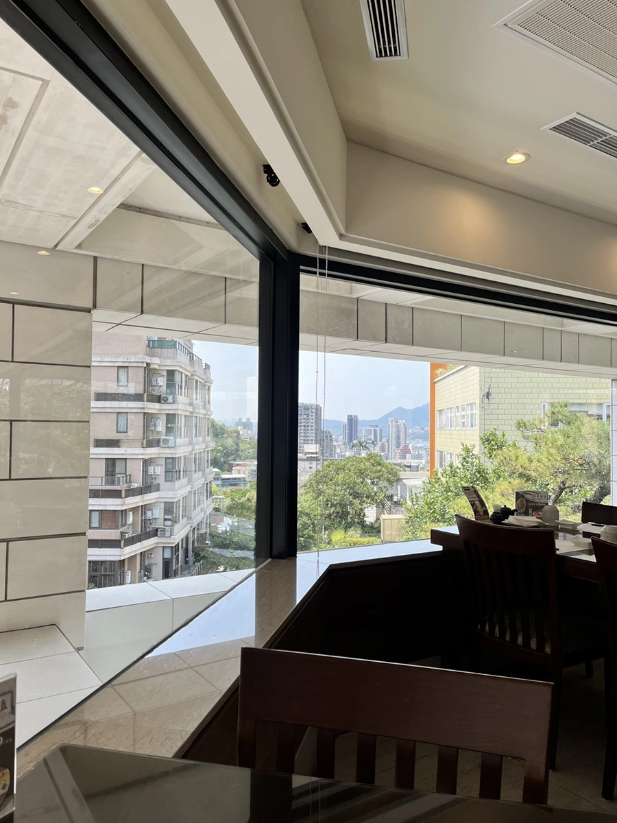 IMG_2704.JPG?type=w966