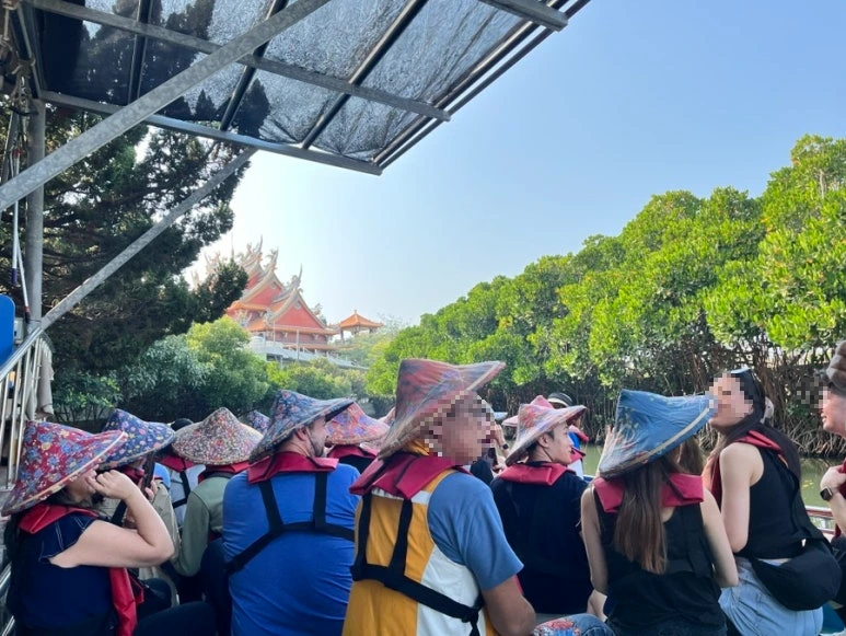 IMG_9358.JPG?type=w773