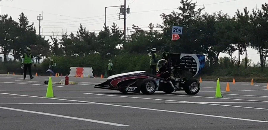 Screenshot_20190820-121838_Video_Player.jpg?type=w1200