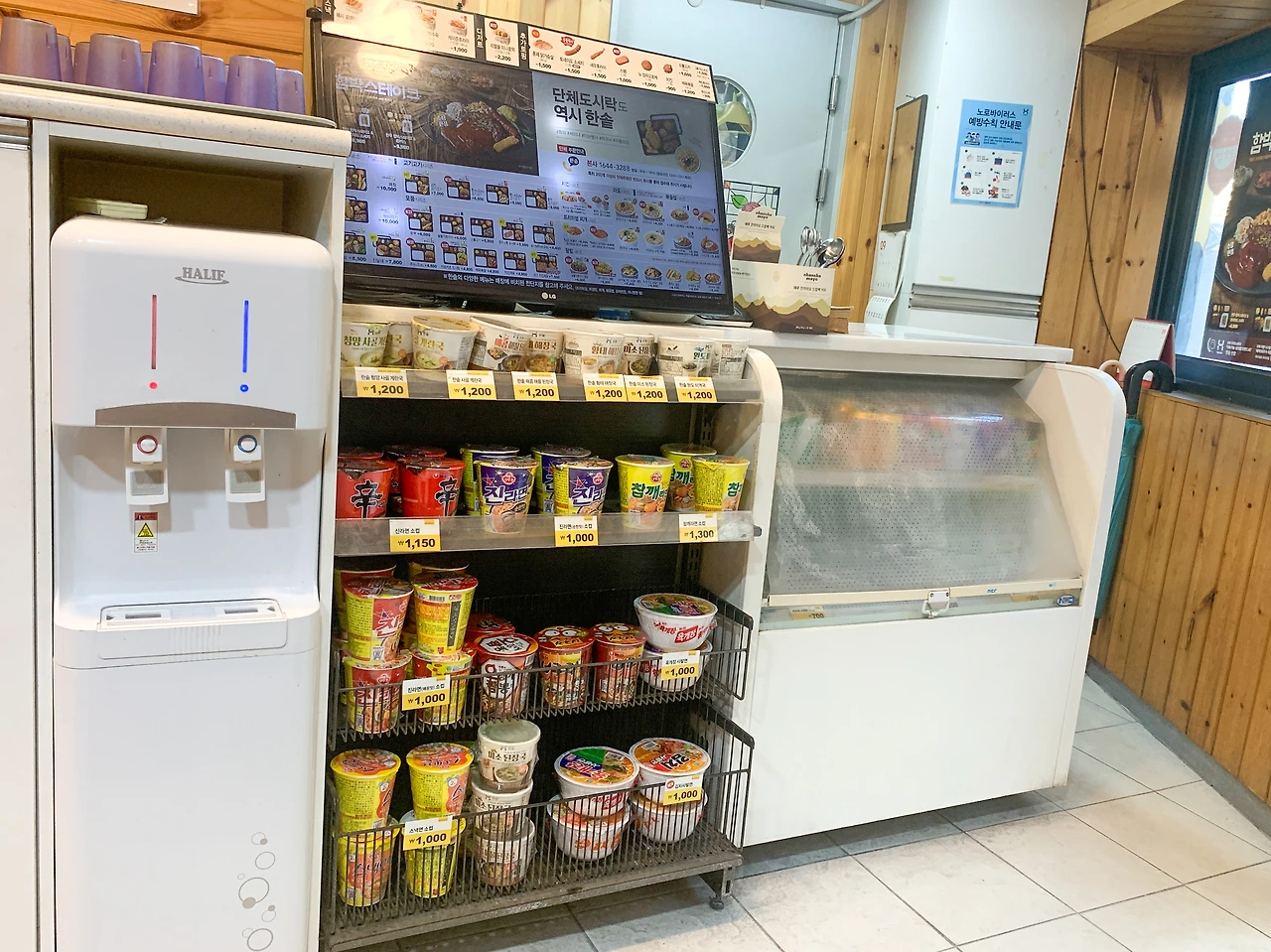 한솥도시락 매장 메뉴 음식 카카오 브런치 스토리 7.JPG