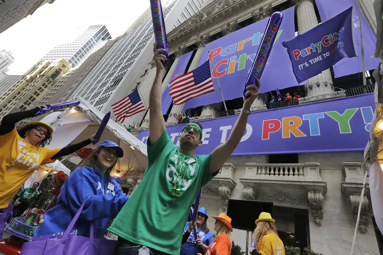 102593274-AP173774291671.jpg?v=1429718836