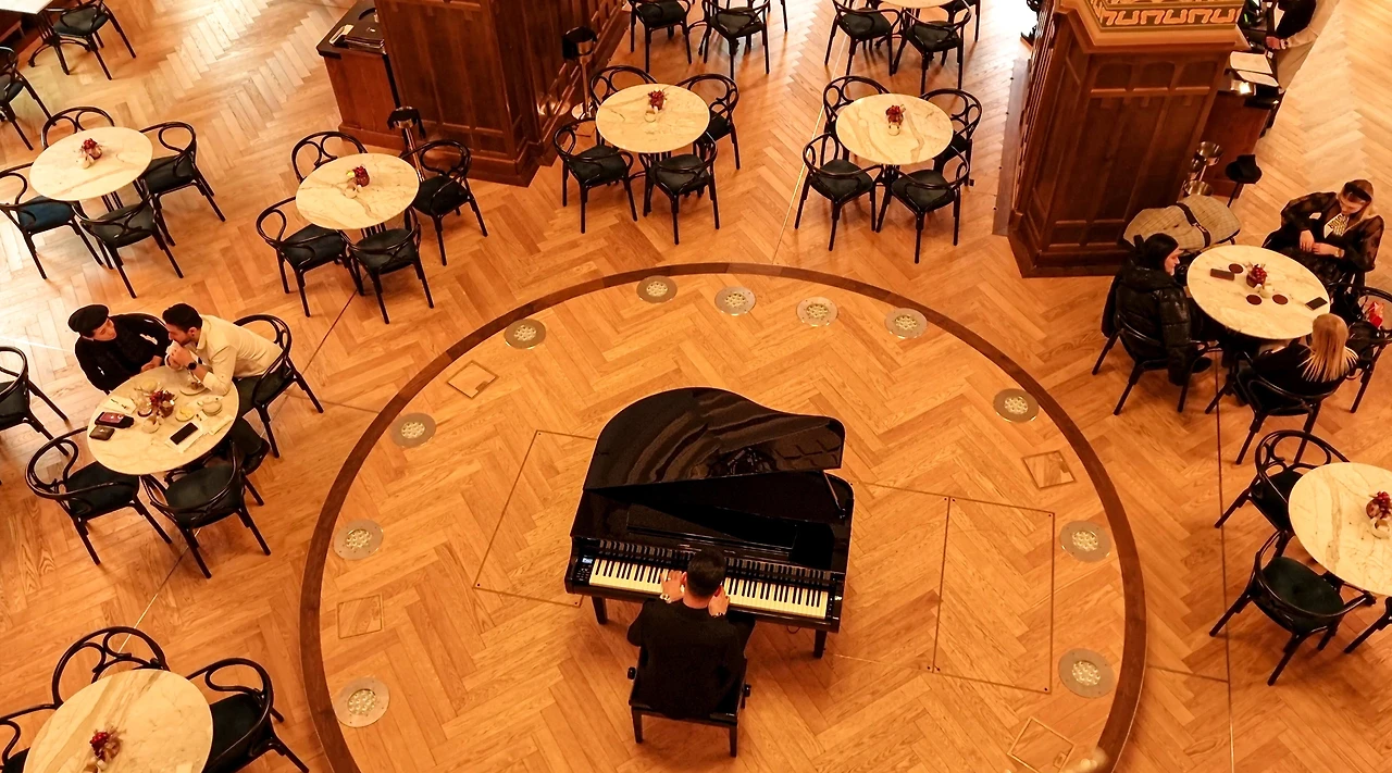 VideoCapture_20221223-142253 (1)-01.jpeg