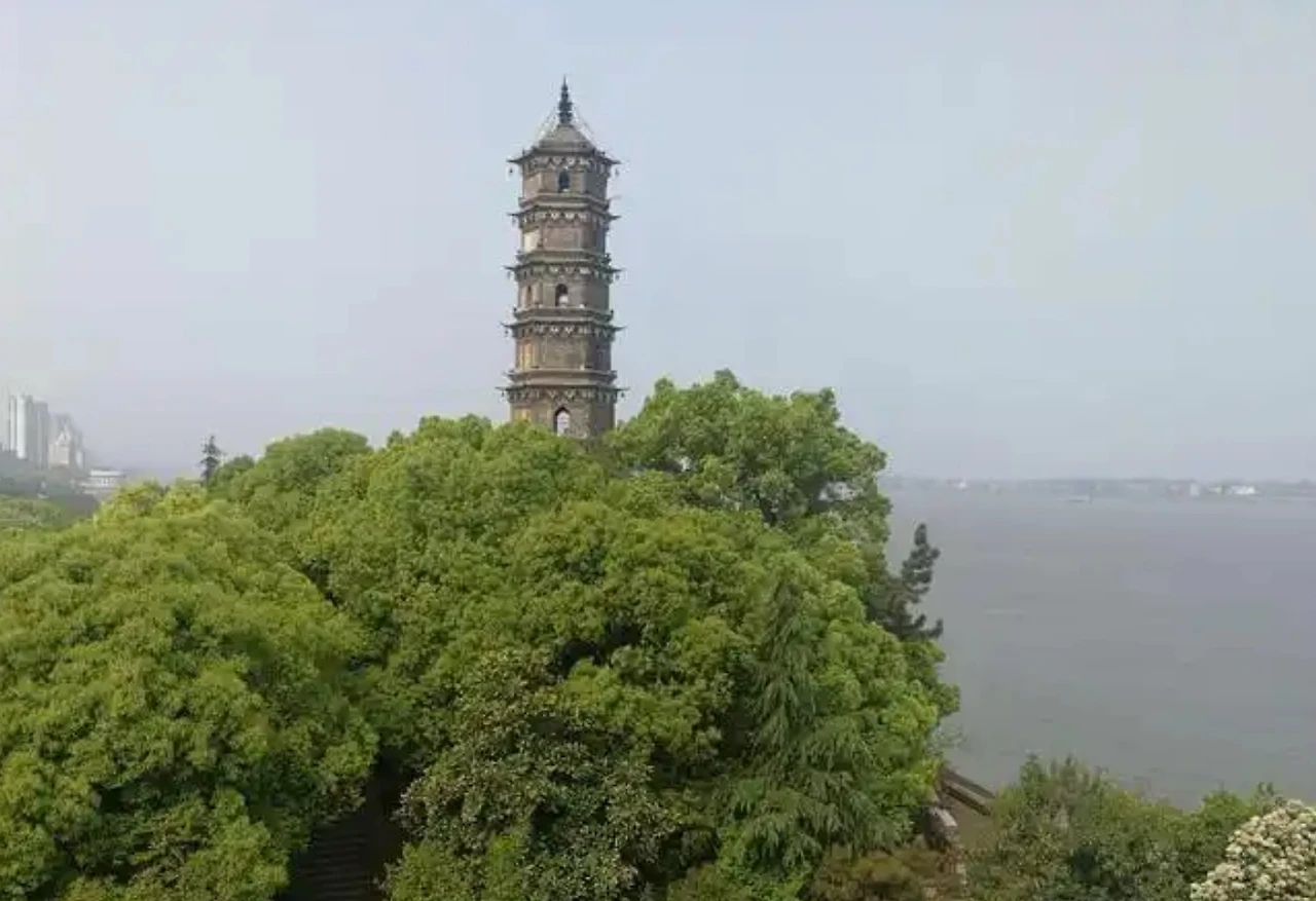 Screenshot 2024-12-18 at 19.38.50.JPG