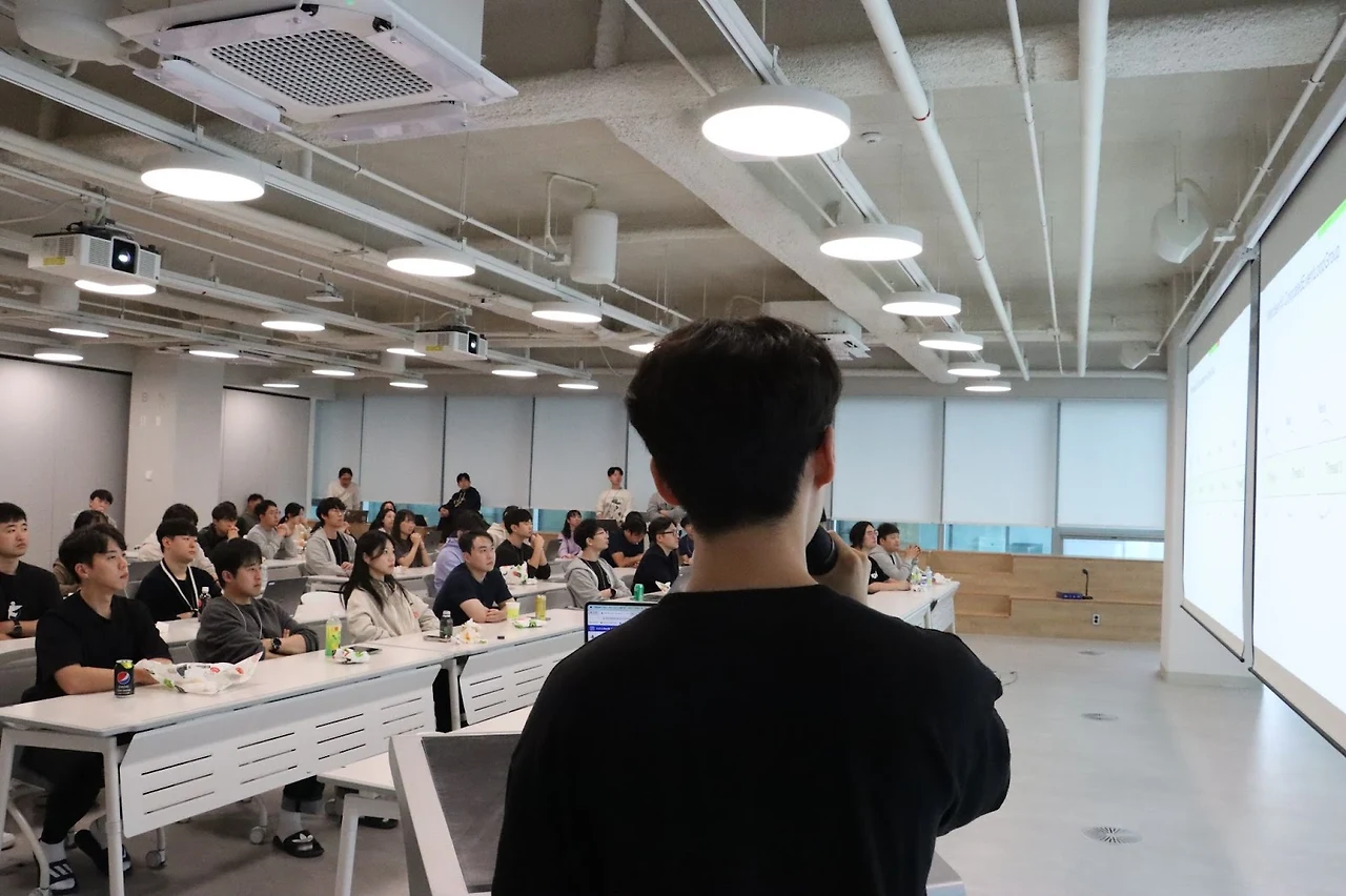 VI1cMcGnXE4VthA9L9SweyUTvu8dFZthSnIqj1900D4m57n9lWonEOk3V-JKgB4stZ6ac3-OsrDWEViWIRXahRbL3YOMcw_5iJxhVRJLmvO_fn59lvRQvglV40OLs-3XSVlfPwWotG7o0B4xbz1dyn0