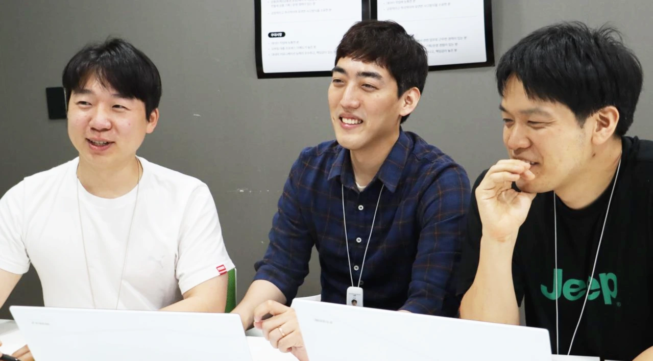 모여서 쓰리샷.JPG