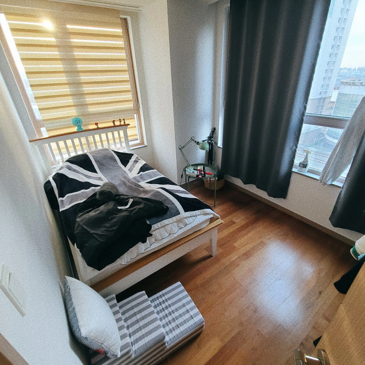 침실비포전경.jpeg