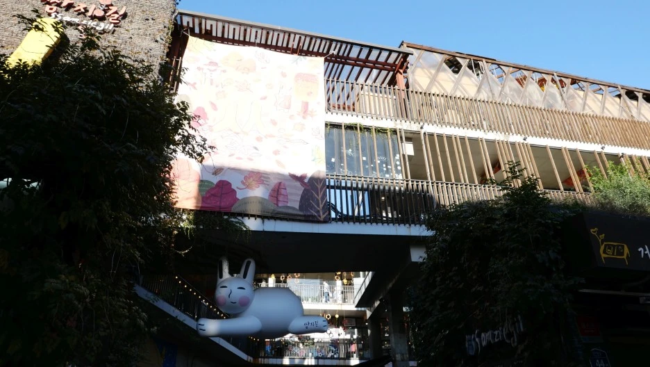 SE-CEE2B407-2B22-4DA6-8EBB-53E83B956376.jpg?type=w1