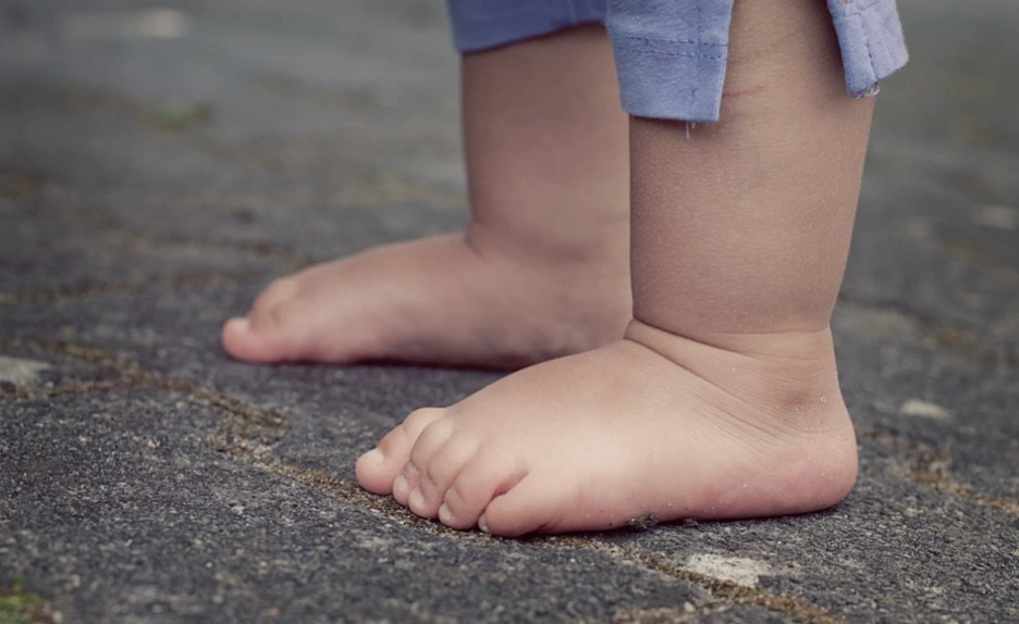 %EA%B1%B7%EA%B8%B02.PNG?type=w1