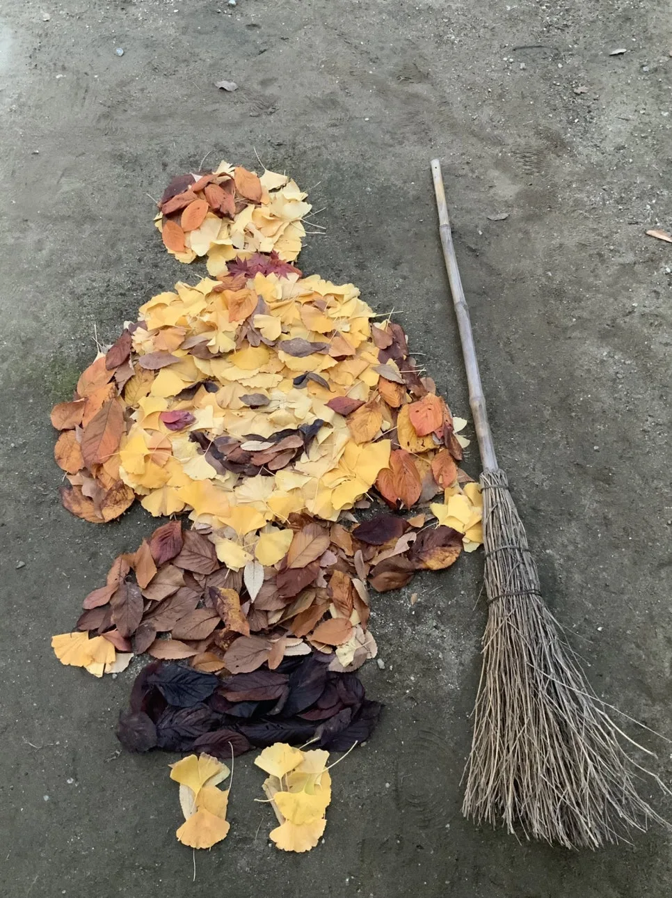 Ens0m6zUwAANa2b.jpg?type=w966