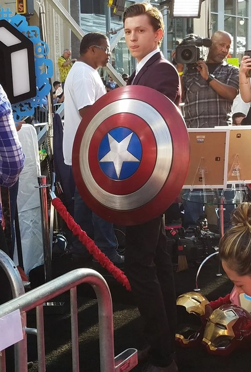 tumblr_o5js3m3SdS1ufx7vgo1_500.png?type=w1