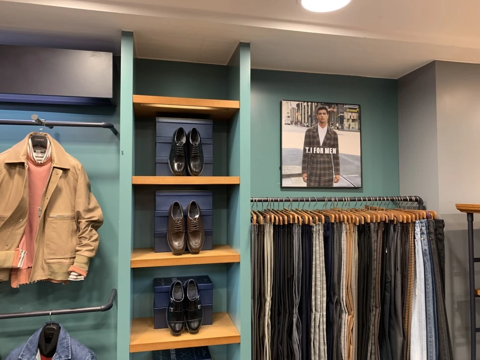 IMG_4889.JPG?type=w966