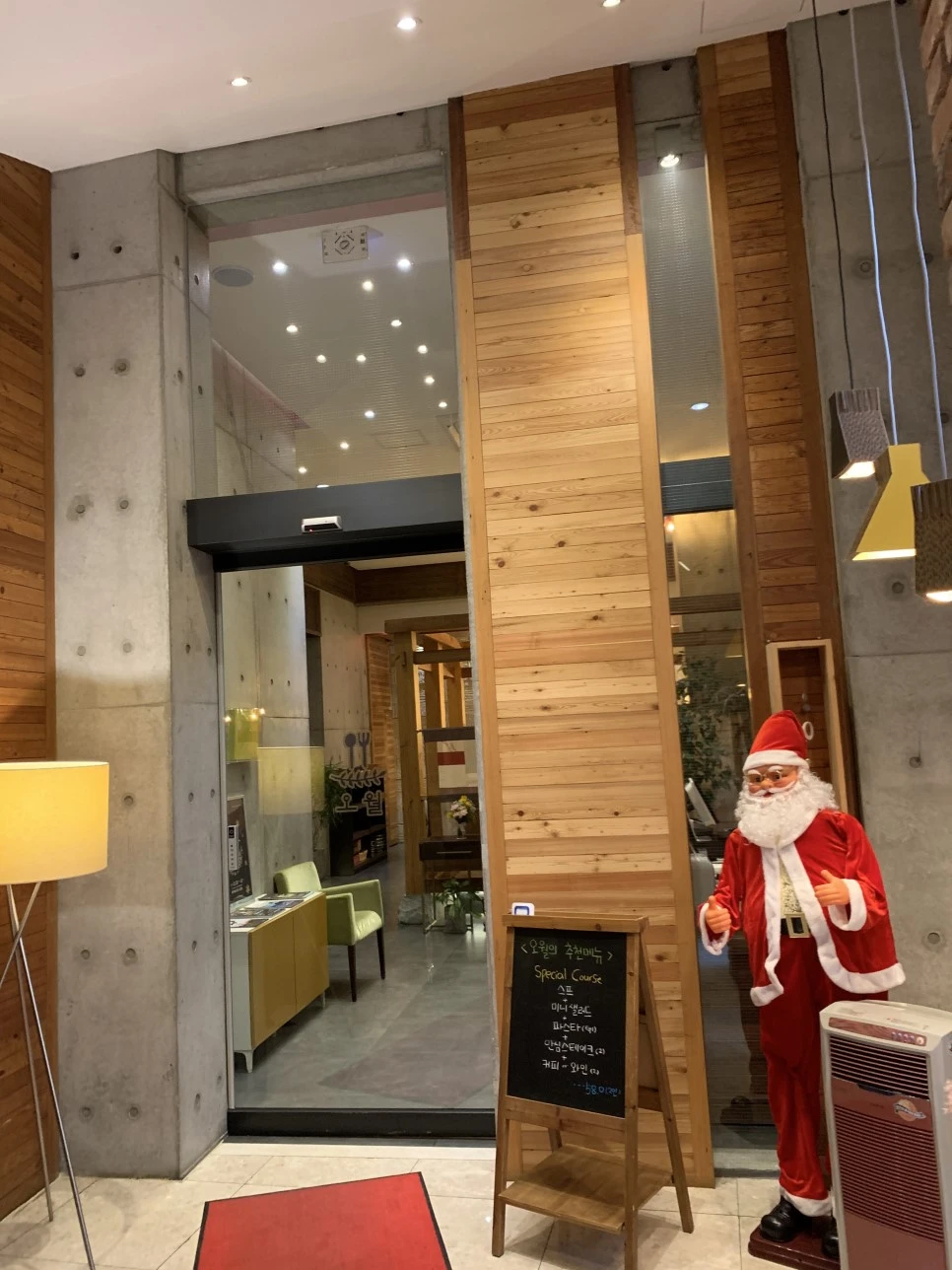 IMG_2080.JPG?type=w966