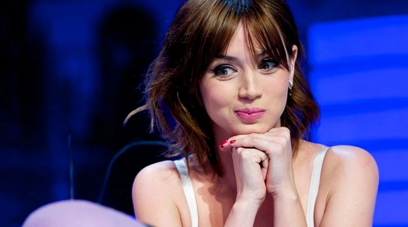 Ana-de-armas-Blade-runnner-2-800x445.jpg?type=w1