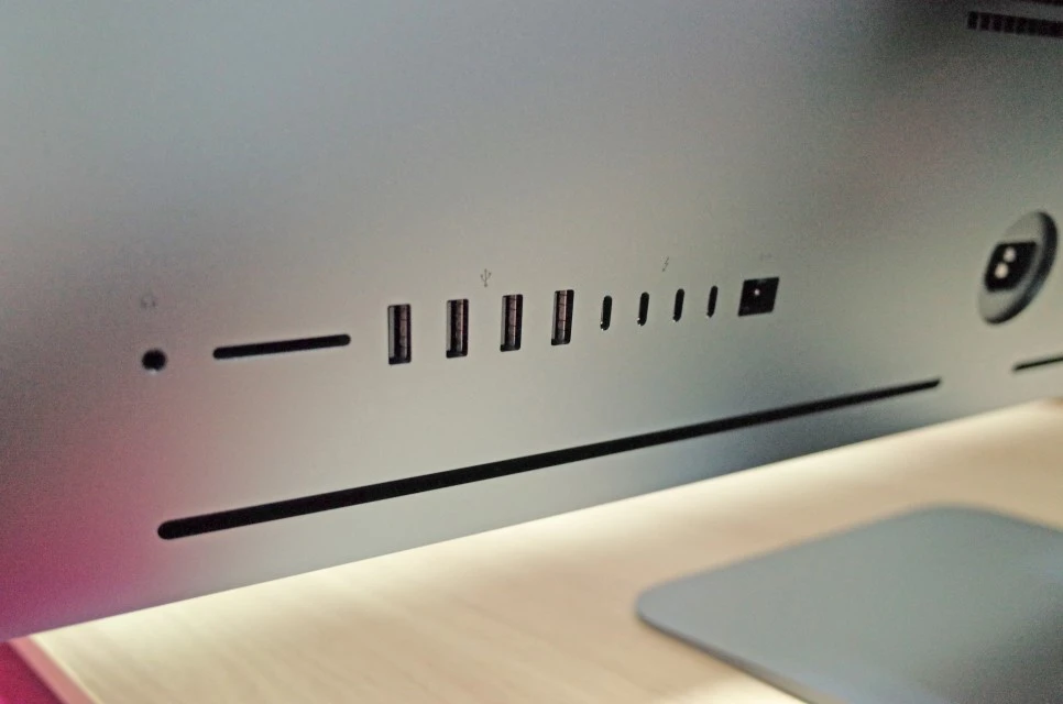 R0000208.JPG?type=w966