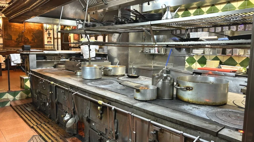 IMG_E0518.JPG?type=w966