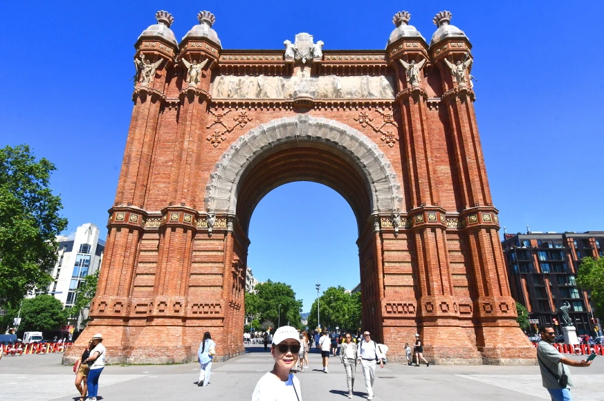 DSC_8583.JPG?type=w966