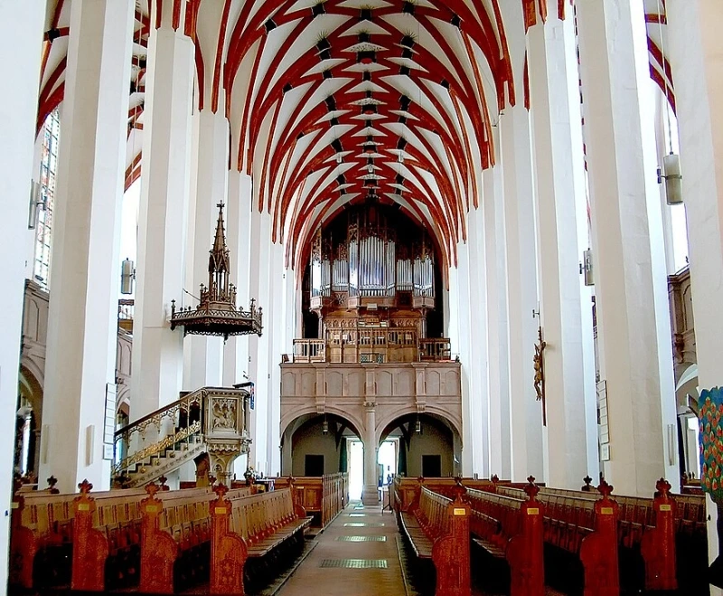 874px-Thomaskirche_Interior.jpg?type=w800