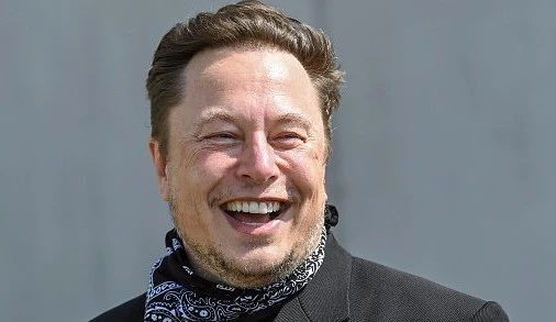 %EC%9D%BC%EB%A1%A0%EB%A8%B8%EC%8A%A4%ED%81%AC.jpg?type=w966