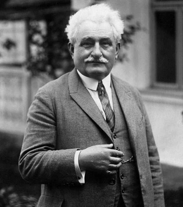 다운로드 (6).jpeg