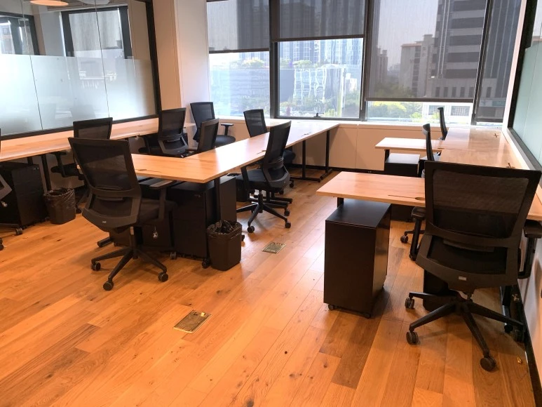 IMG_3933.jpg?typew773