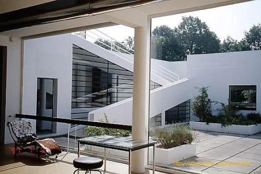 6_gf7Ud018svc1nv9wjgx4por2_2djcc5.jpg?type=w520