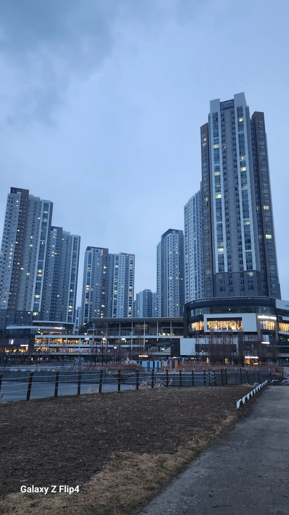 1000024138.jpg?type=w966