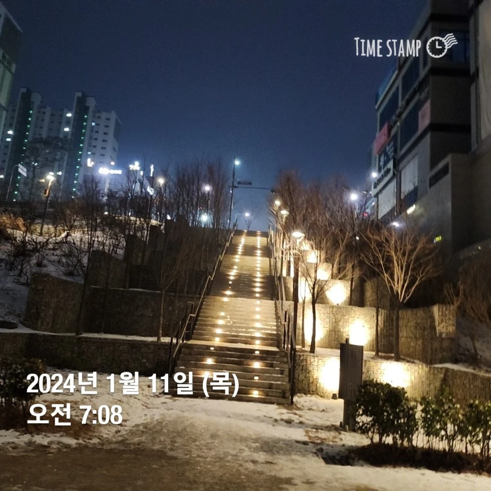 1000024542.jpg?type=w966