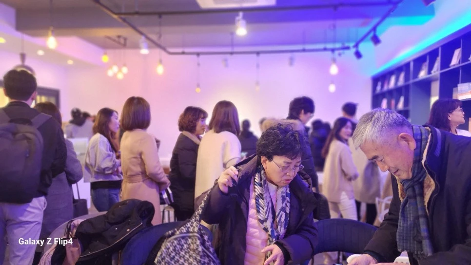 1000021642.jpg?type=w966