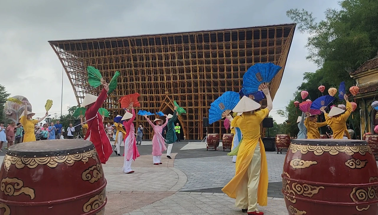 img.png?credential=yqXZFxpELC7KVnFOS48ylbz2pIh7yKj8&expires=1759244399&allow_ip=&allow_referer=&signature=kLUjCsQy0GY0Fudm9efvvGjgtwQ%3D