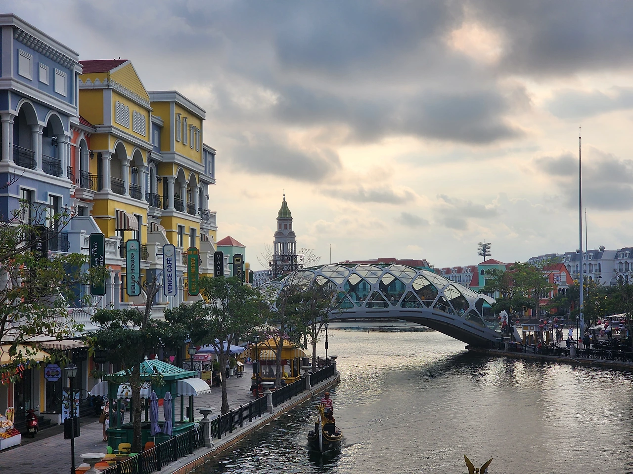 img.jpg?credential=yqXZFxpELC7KVnFOS48ylbz2pIh7yKj8&expires=1759244399&allow_ip=&allow_referer=&signature=bT2k2mJ8fbOckAtZ0tmydVTdSz8%3D