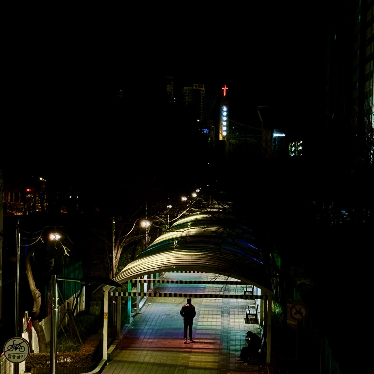 img.png?credential=yqXZFxpELC7KVnFOS48ylbz2pIh7yKj8&expires=1764514799&allow_ip=&allow_referer=&signature=8O1LLvZikimwQKBy92YTN0tcToE%3D