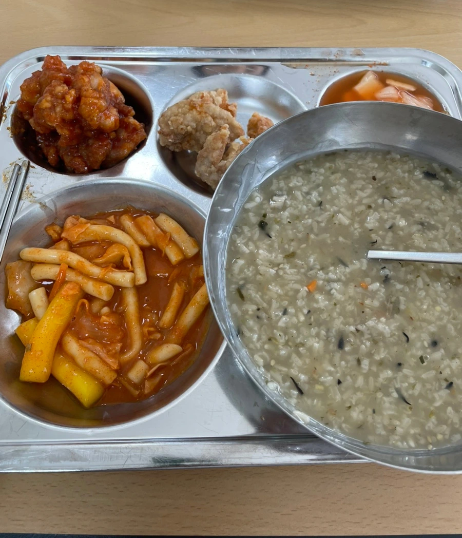 SE-4F648706-40D2-448C-849F-0478F9B6E5A7.jpg?type=w966