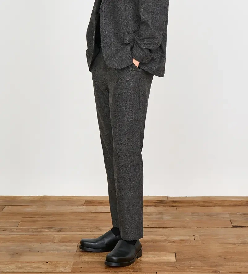 1736417331437.webp?w=800&f=webp&q=100