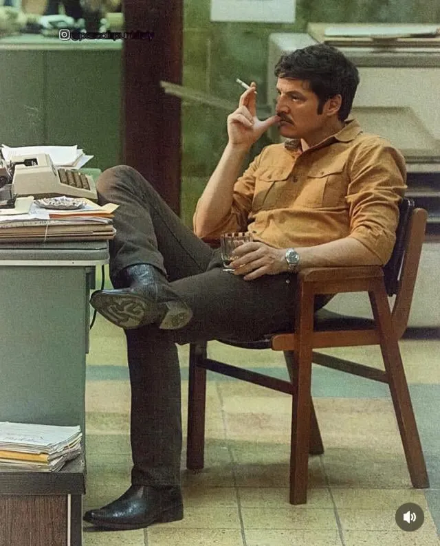 happy-8th-anniversary-to-javier-pe%C3%B1a-and-narcos-v0-9r8fz0lm1ykb1.jpeg?width=640&format=pjpg&auto=webp&s=55d8d55308847036554519d9de49b5cad0102cff