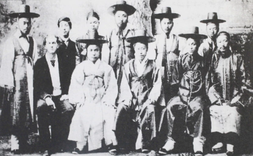 ?src=https%3A%2F%2Fdbscthumb-phinf.pstatic.net%2F4044_000_1%2F20150911180036431_3KNMNTFAB.jpg%2Fea36_92_i5.jpg%3Ftype%3Dm4500_4500_fst_n&type=sc960_832