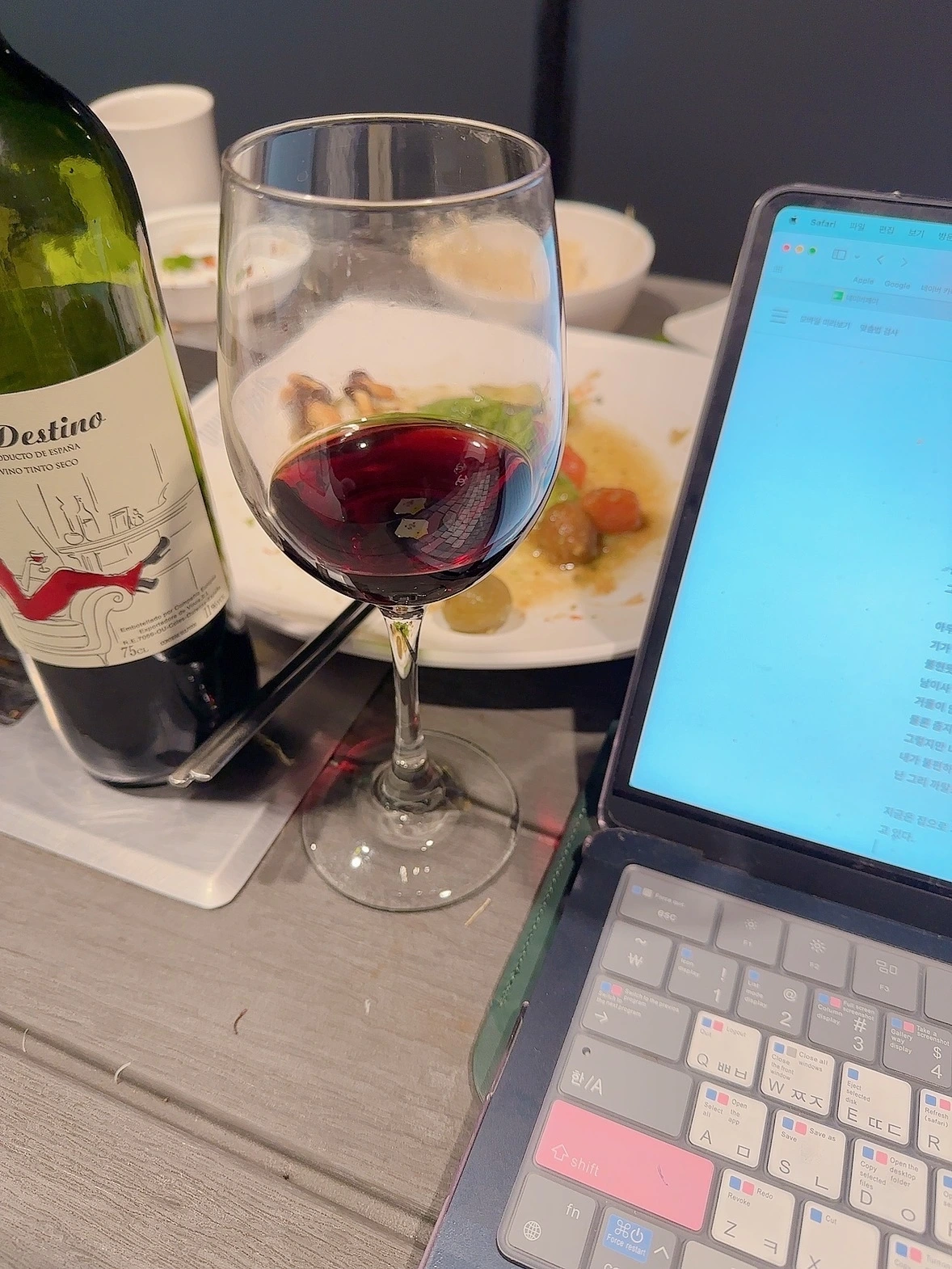 beauty_1676896573794 2.JPG